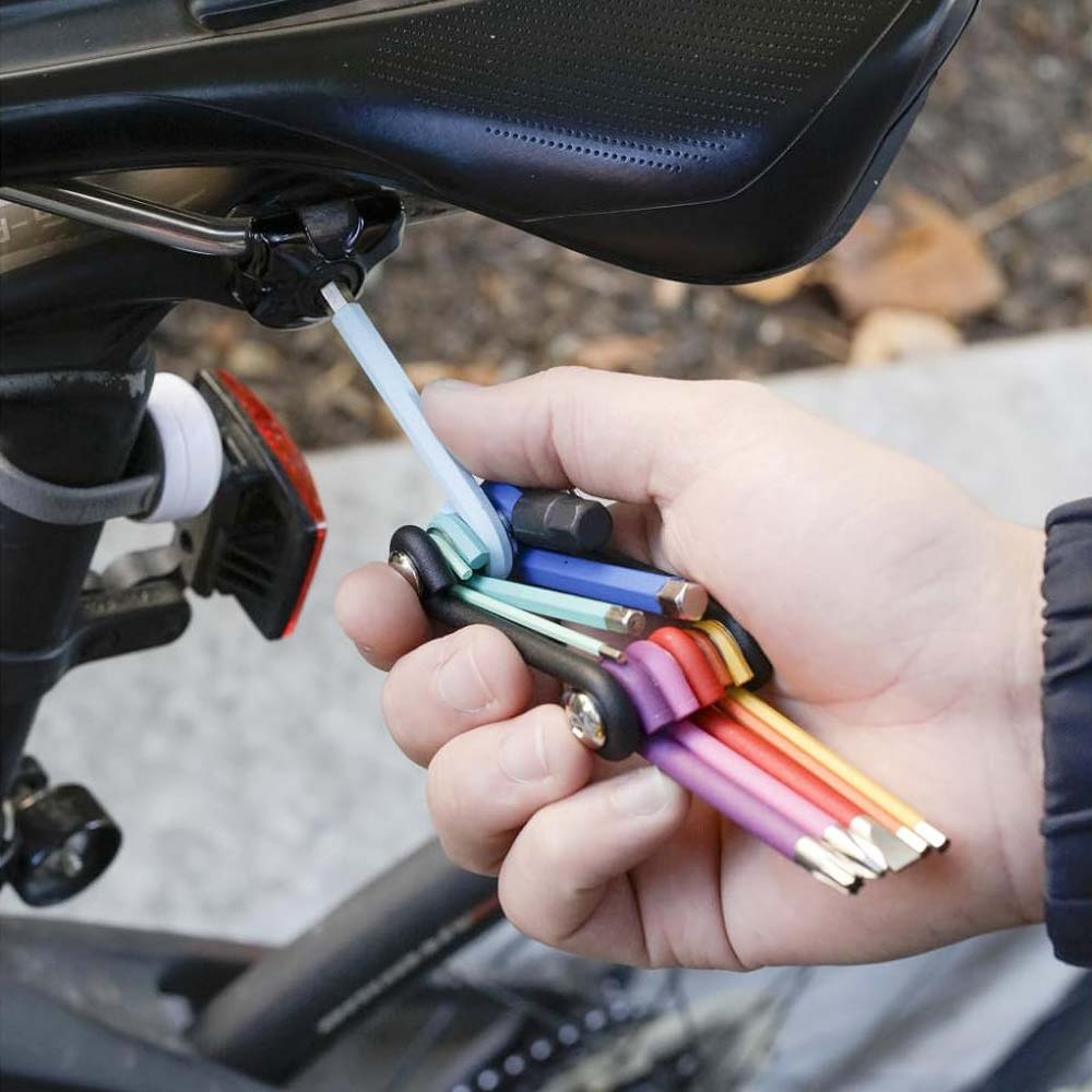 Rainbow 7-in-1 Multitool