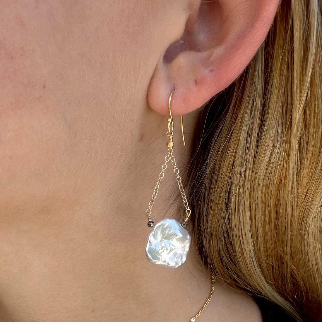 Hanging Coin Pearl Earrings