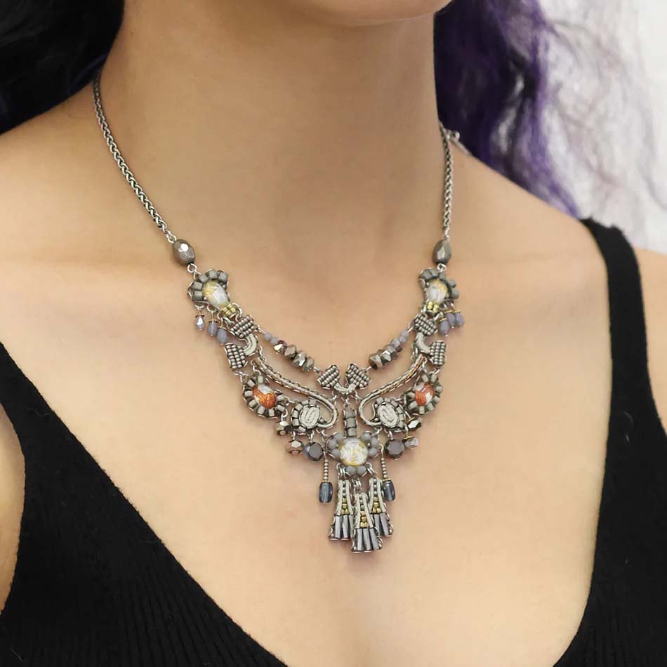 Shivering Moonlight Necklace