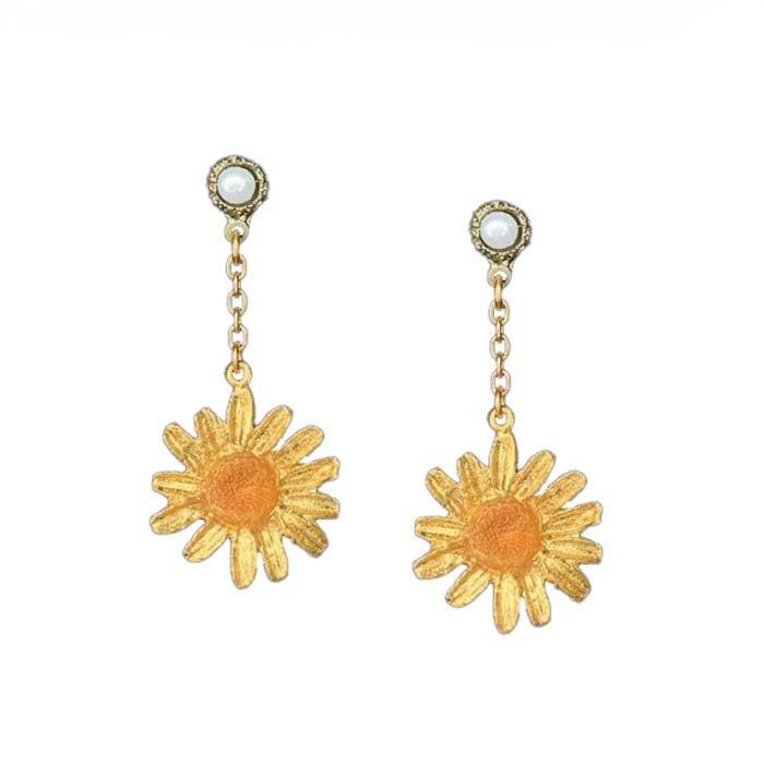 Golden Buttery Daisy Pearl Earrings