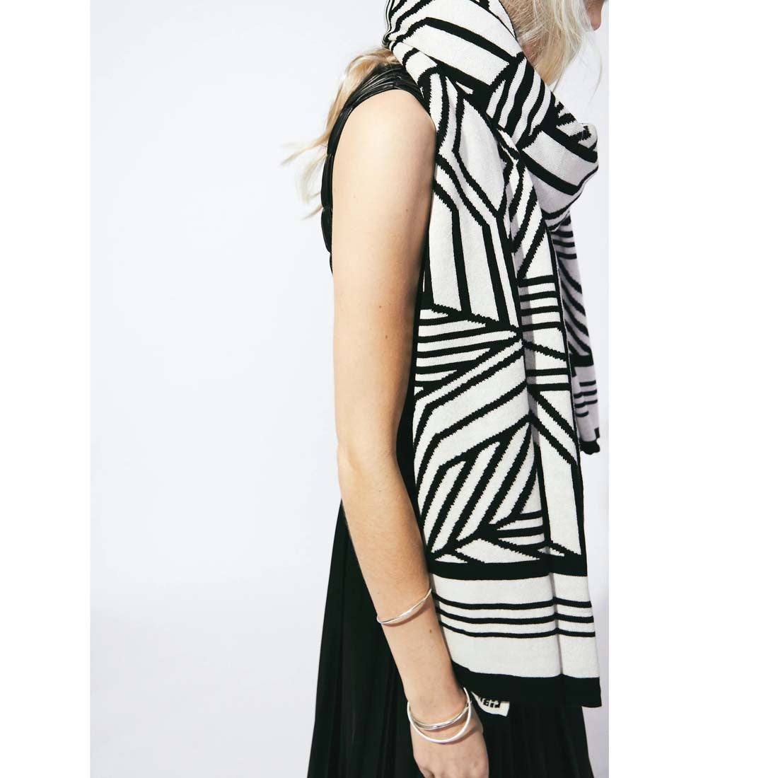 Camelia Wrap