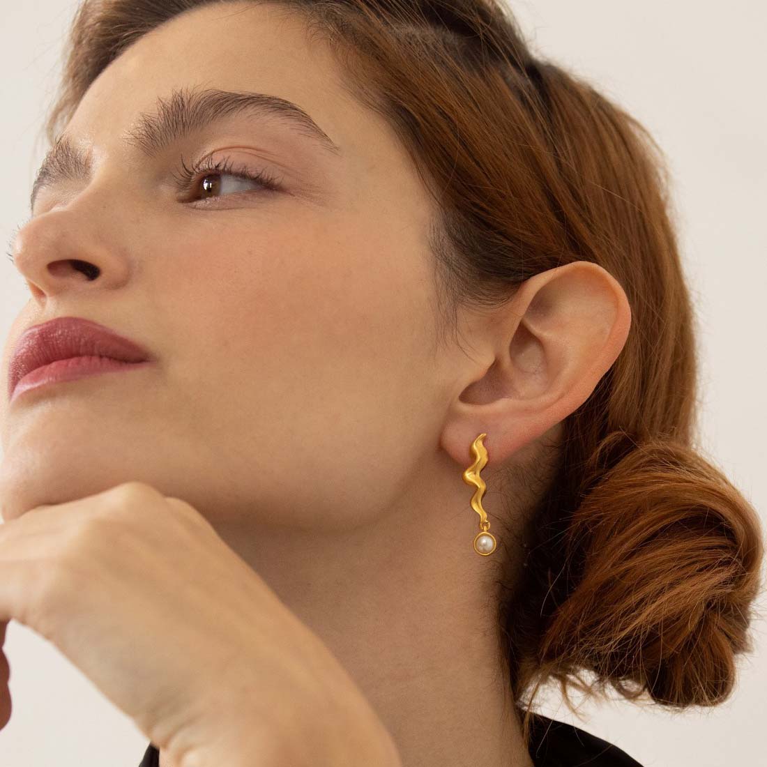 Dali Pearl Squiggle Earrings