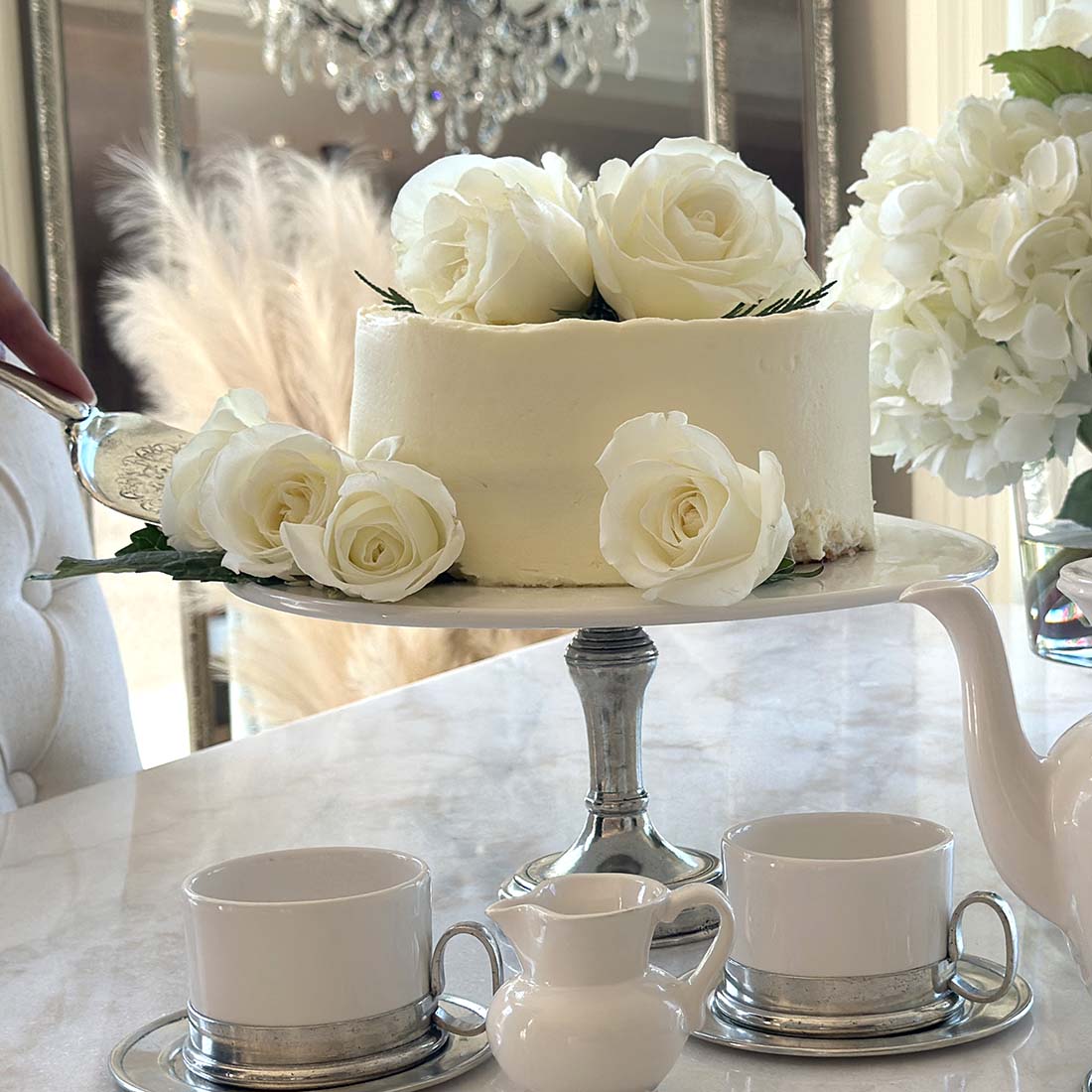 Tuscan Ceramic Cake Stand