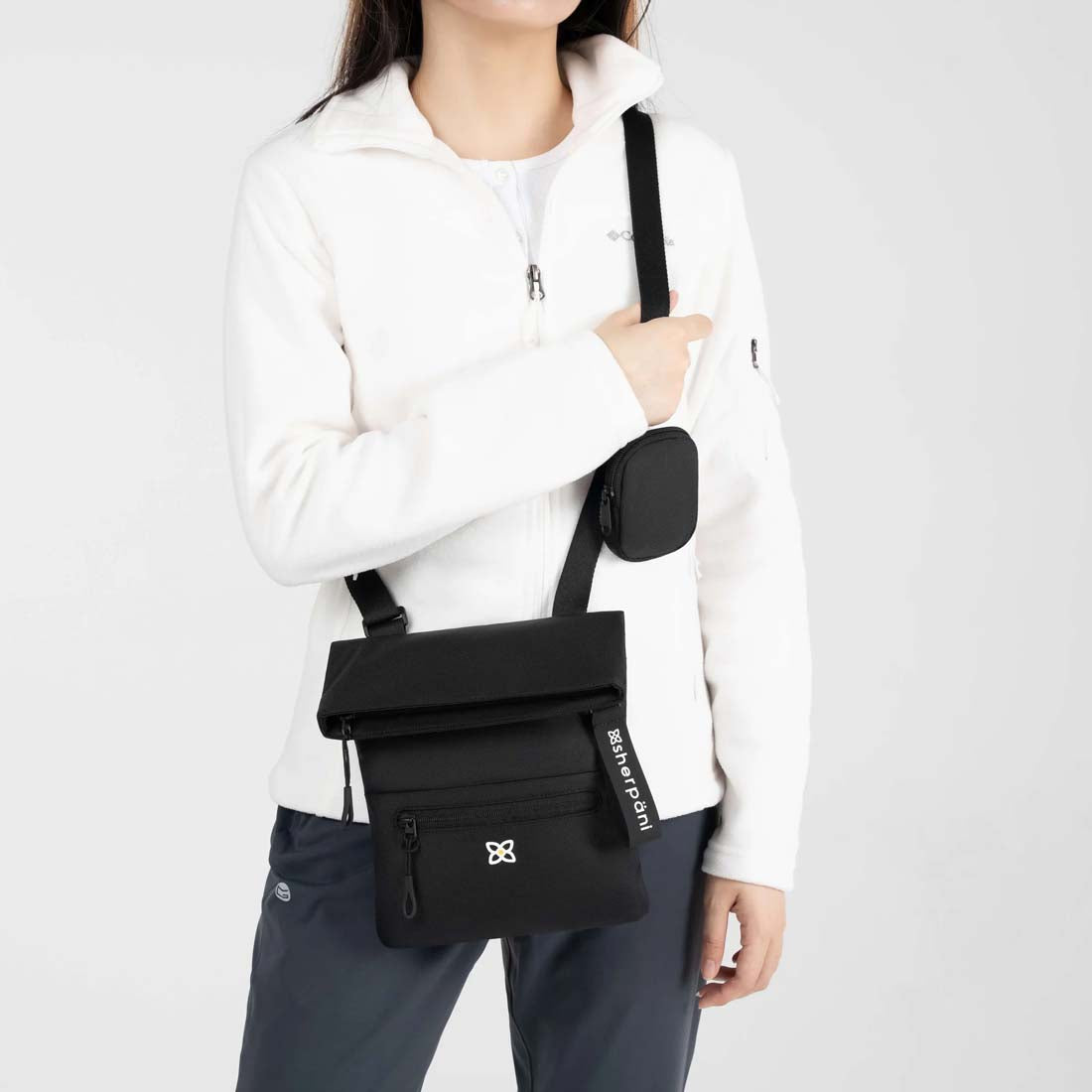 Raven Pica Minimalist Crossbody