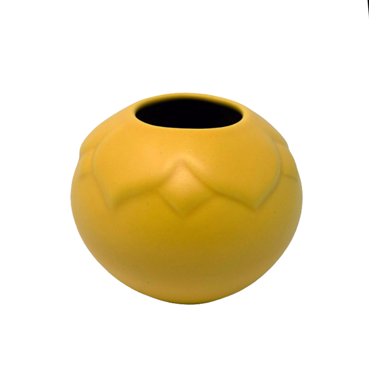 Ceramic small vase with lotus design in yellow color