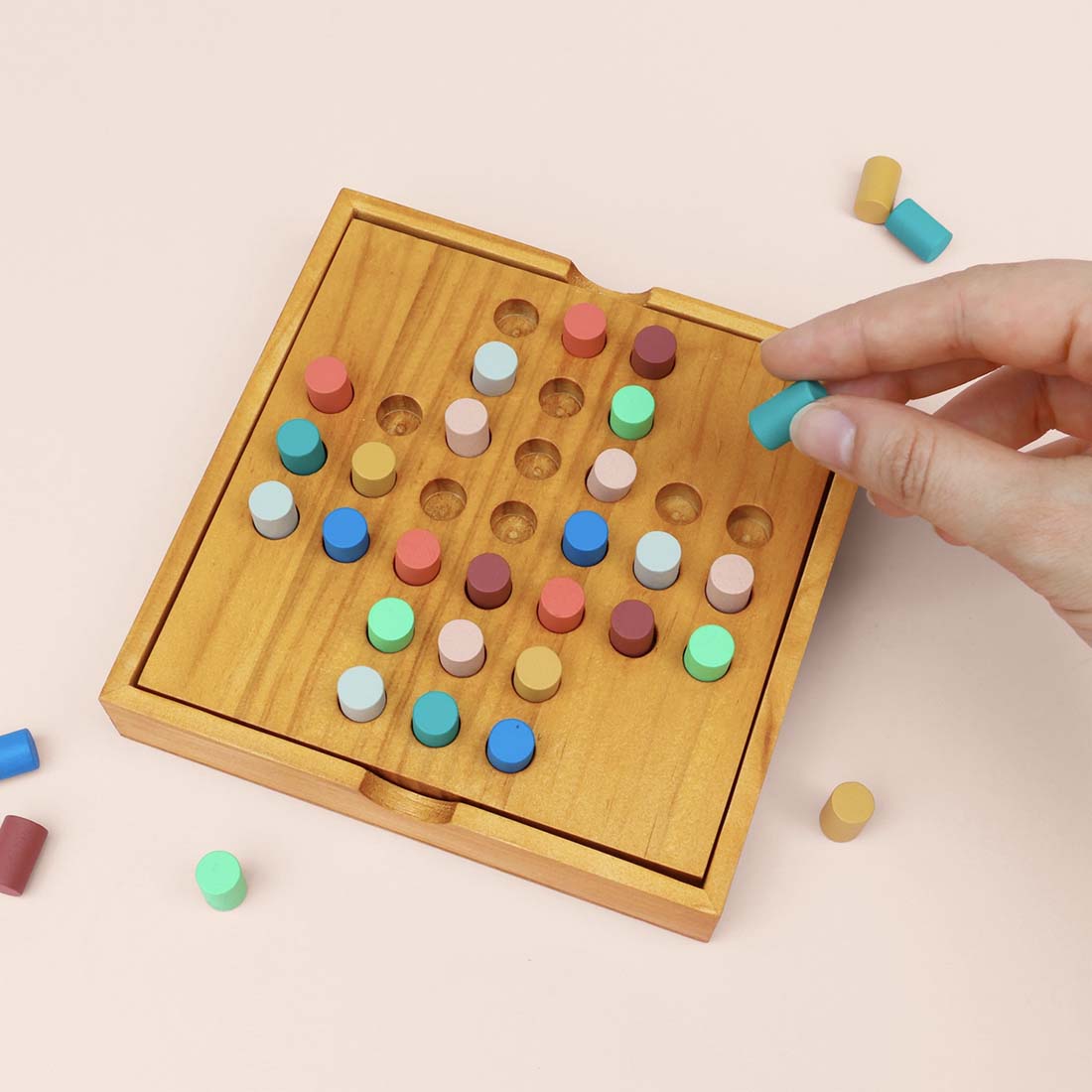 Mello Colorful Wooden Solitaire Game